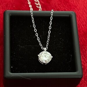 Luxury Moissanite Diamond solitaire pendnat Necklace